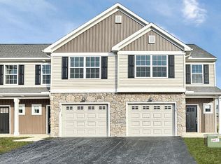 1740 Fairbank Ln, Mechanicsburg, PA 17055