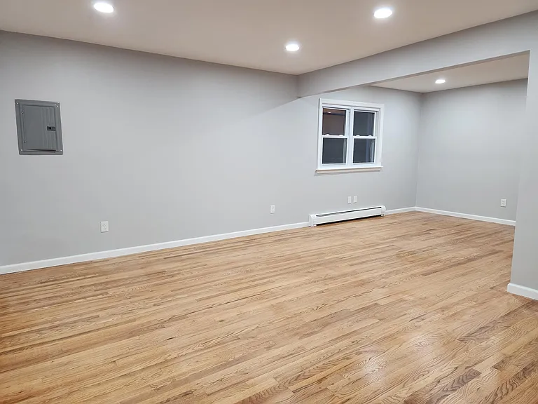 147 McAdoo Ave #1 — Photo 23