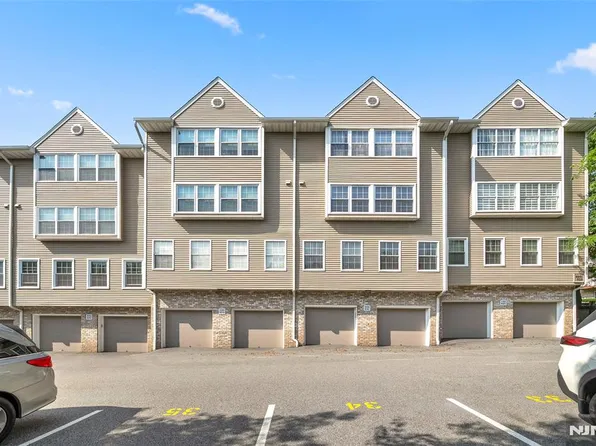 531 Windsor Drive, Palisades Park, NJ 07650