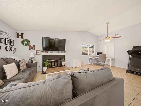 3rd image of 1011 Lightcap St