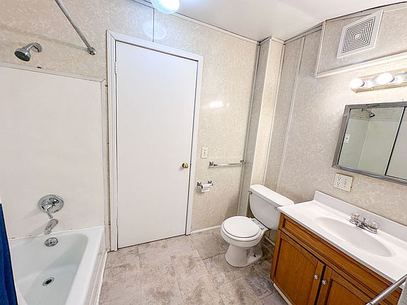 4th image of 1244 Wieland Pl NW
