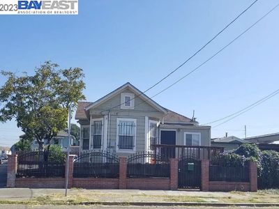 920 52nd Ave, Oakland, CA, 94601