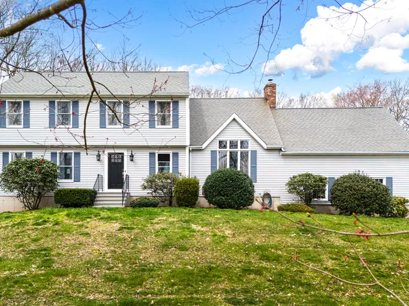 44 Coventry Way, Guilford, CT 06437