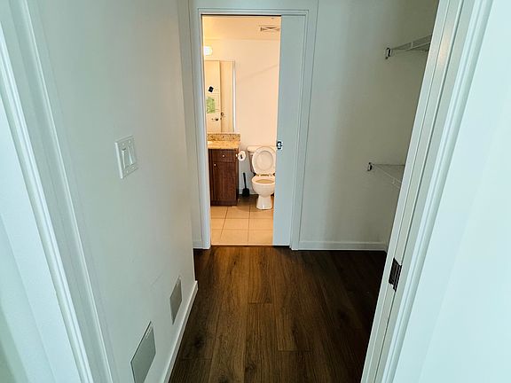 2nd image of 610 Granville St #4