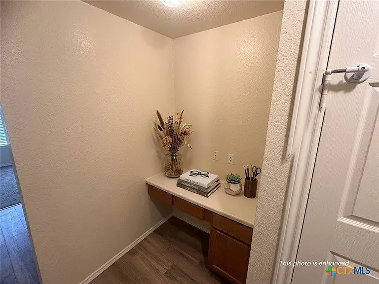 4907 John David Dr #A — Photo 9