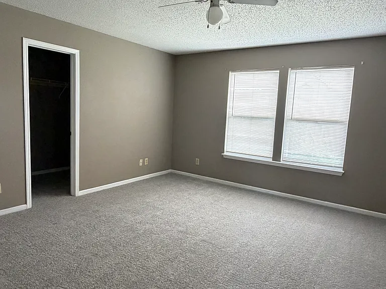 623 Fern St — Photo 7