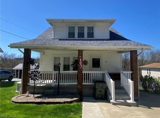196 Maple Ave, Saint Clairsville, OH