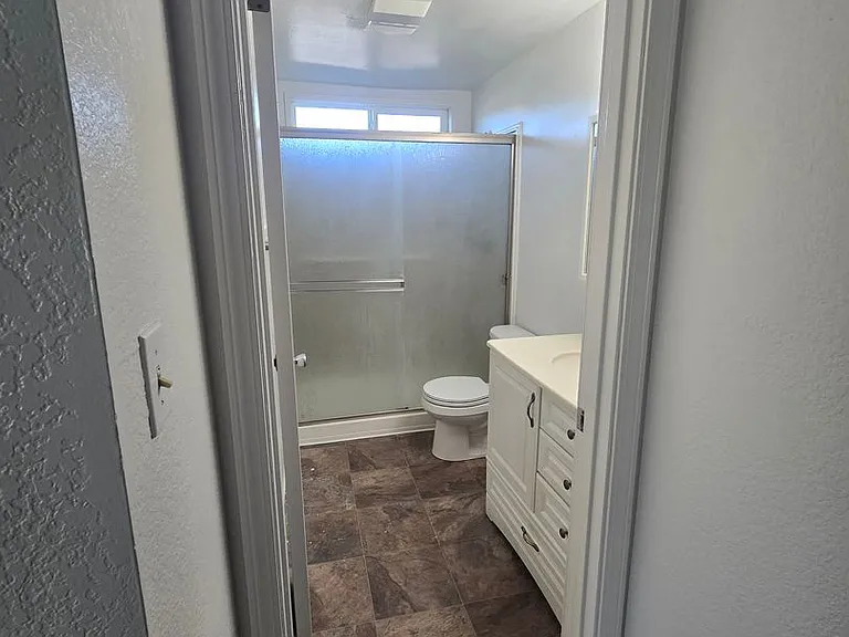 1715 Center Ave #1 — Photo 35