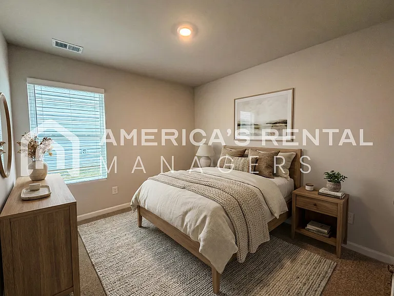 176 Dogwood St — Photo 34