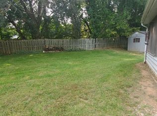 6 Circle Dr, Shrewsbury, PA 17361