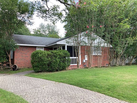 2nd image of 403 E Samford Ave