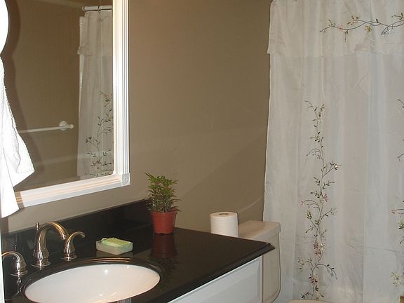 2nd image of 1252 W Avenue H1
