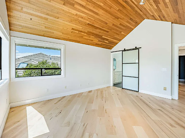 4634 Lighthouse Dr NE — Photo 54