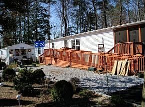 3rd image of 128 White Pine Dr