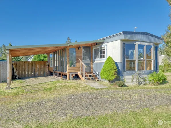 2122 250th Street, Ocean Park, WA 98640