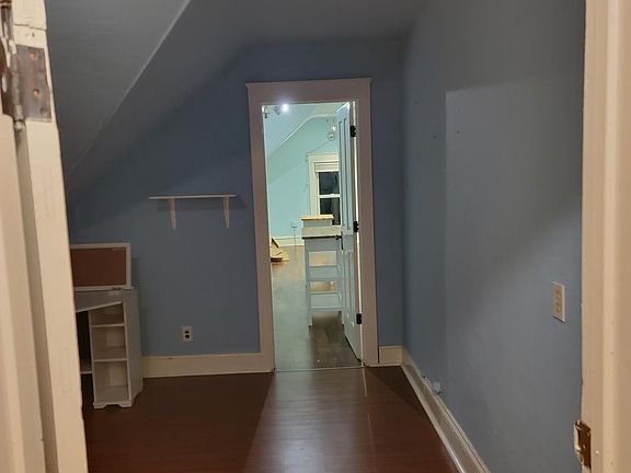4th image of 485 Dayton Ave #3