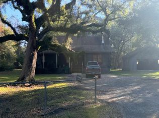 31360 Carolyn Ln, Lacombe, LA 70445