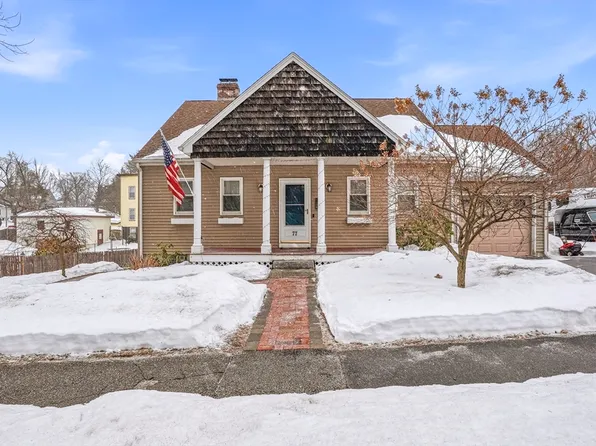 77 Carter St, Leominster, MA 01453