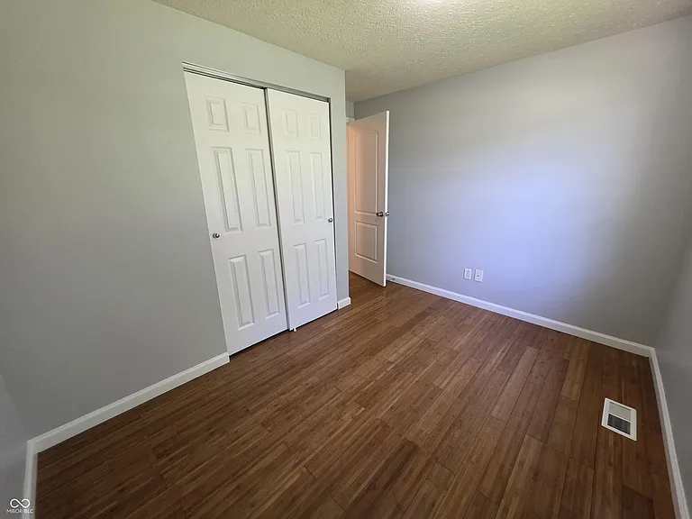 10359 Chris Dr — Photo 11