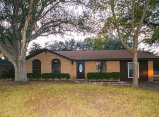 1218 Gay Meadow Ln, Goliad, TX 77963