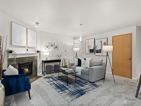 3rd image of 17122 44th Avenue W #D102