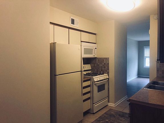 2nd image of 3172 W Meadow Lane Dr APT 27