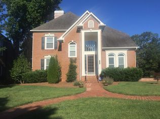 5205 Huntscroft Ct, Winston Salem, NC 27106