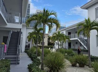 6877 Abbott Ave Miami Beach, FL 33141, Miami Beach, FL 33141