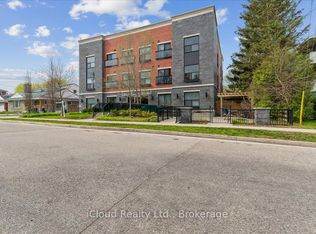 15 Devitt Ave S #104, Waterloo, ON N2J1Y6