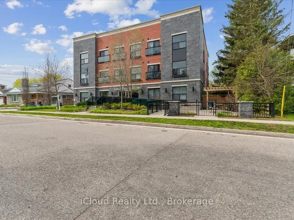 15 Devitt Ave S #104, Waterloo, ON N2J 1Y6