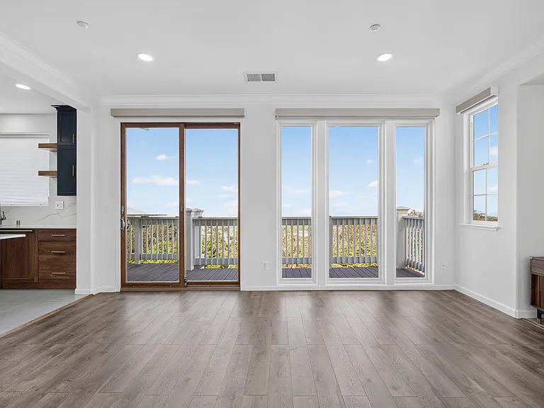 208 Goodwin Dr — Photo 23