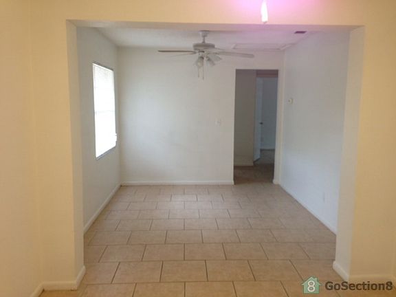 5th image of 1109 E 109th Ave