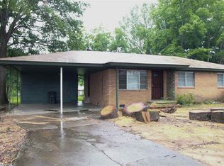1301 School Dr, Jacksonville, AR 72076
