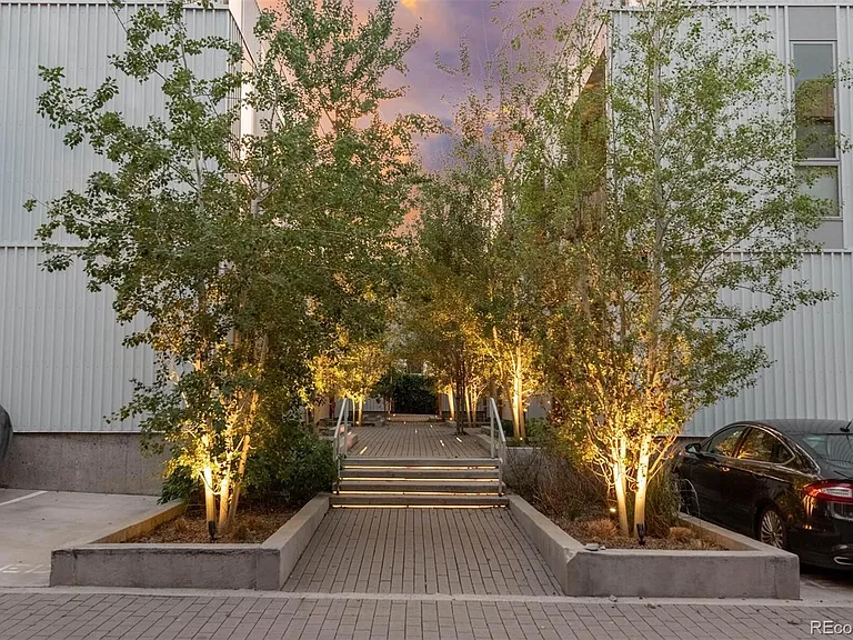 Courtyard View