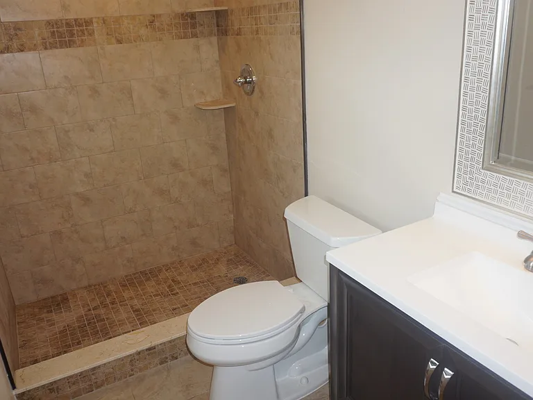 213 Foxwood Dr — Photo 14