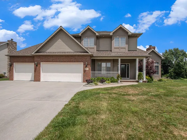 3803 Derry Dr, Saint Joseph, MI 49085