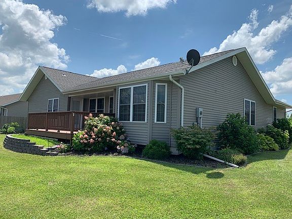 3rd image of 2903 Weatherbrooke Dr