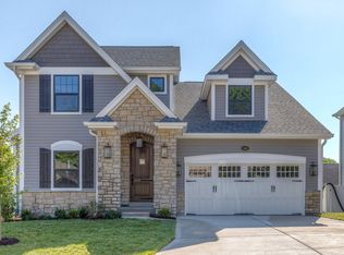 1160 Vinetta Dr, Saint Louis, MO 63131