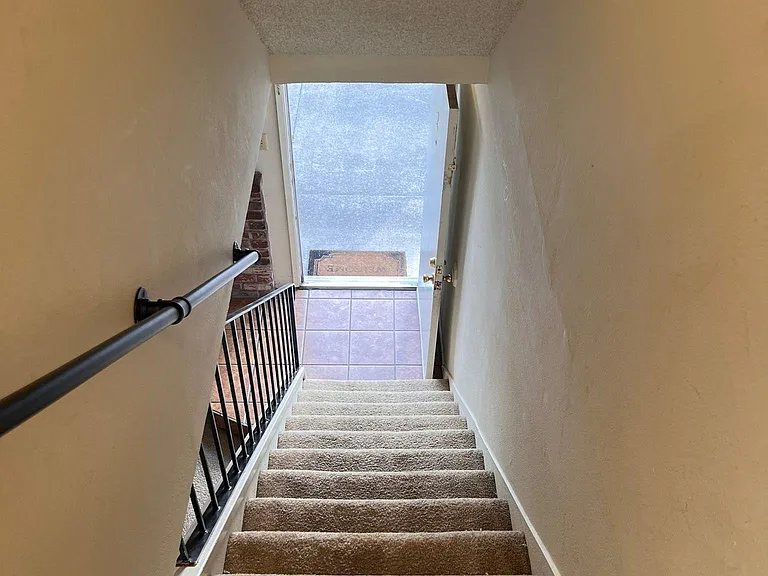 1814 V St #2 — Photo 8