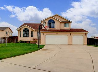 4038 Pronghorn Meadows Cir, Colorado Springs, CO 80922