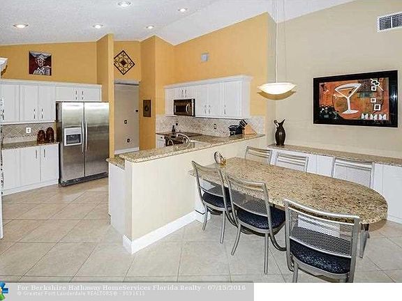4th image of 7350 NW 68th Way