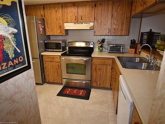 4th image of 1655 Lakeview Dr Unit A101