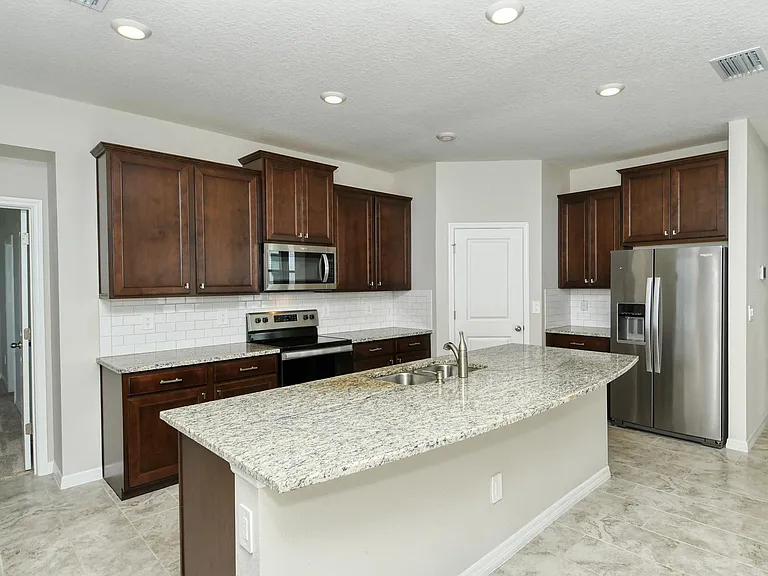 16921 Harvest Moon Way — Photo 7