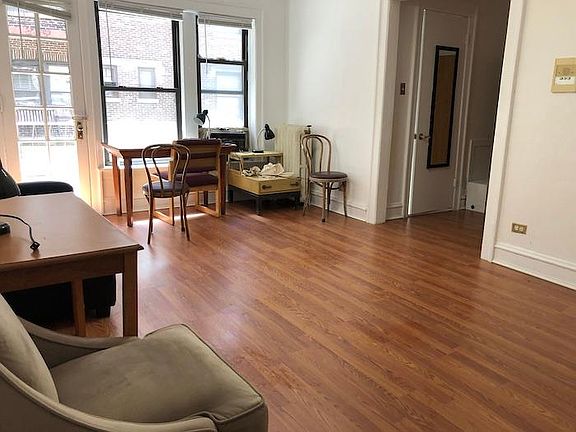 3rd image of 5847 S Blackstone Ave