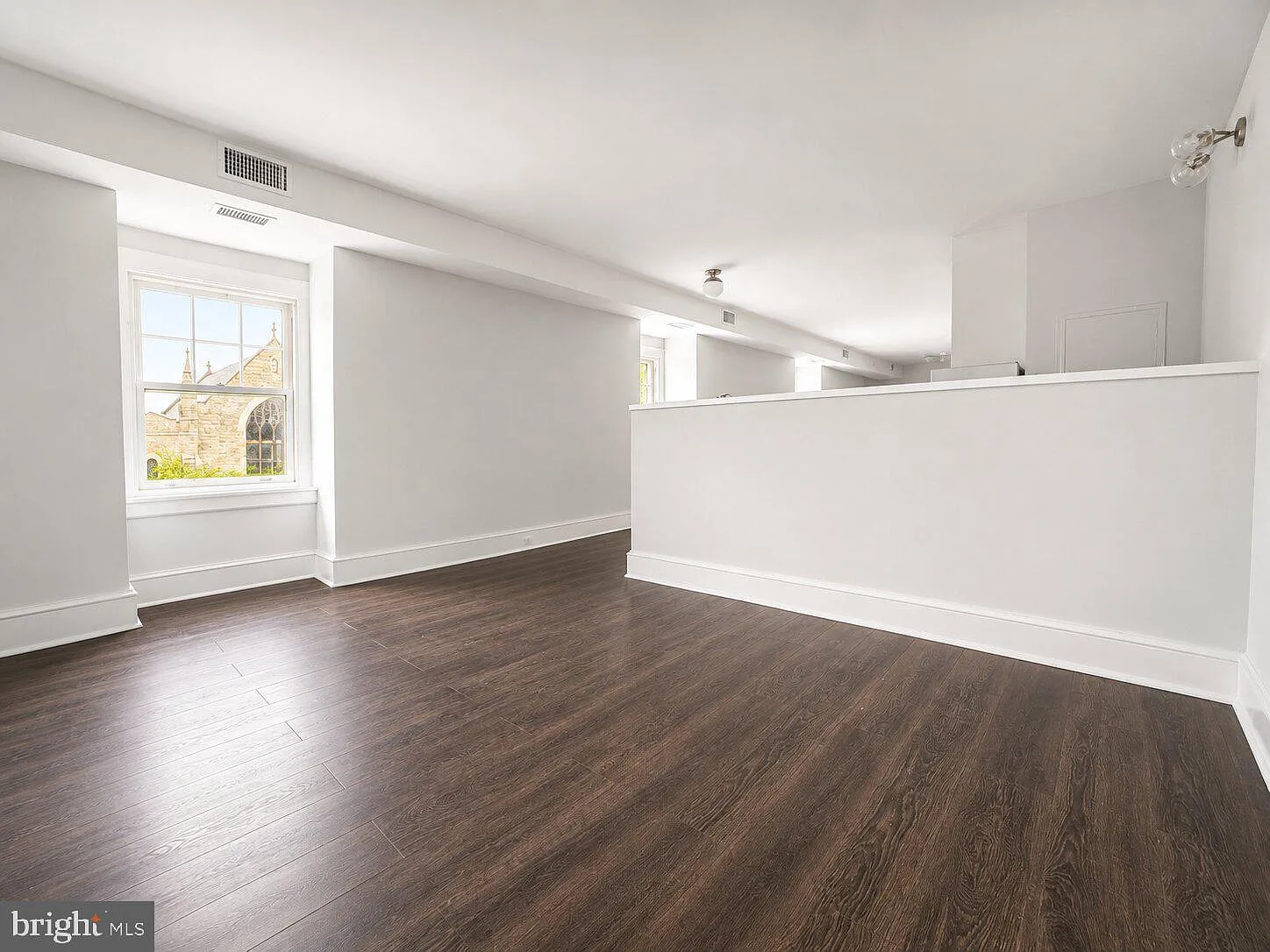 2 bed, 900 sqft, $1,950 — Photo 4