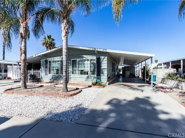 585 Camino Real Cir, Hemet, CA 92543