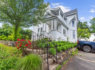 85 Aetna St APT 12, Naugatuck, CT 06770