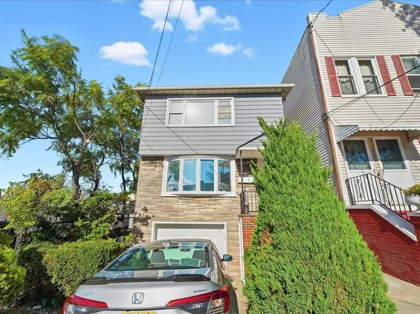 168 Carlton Avenue image 23 of 25