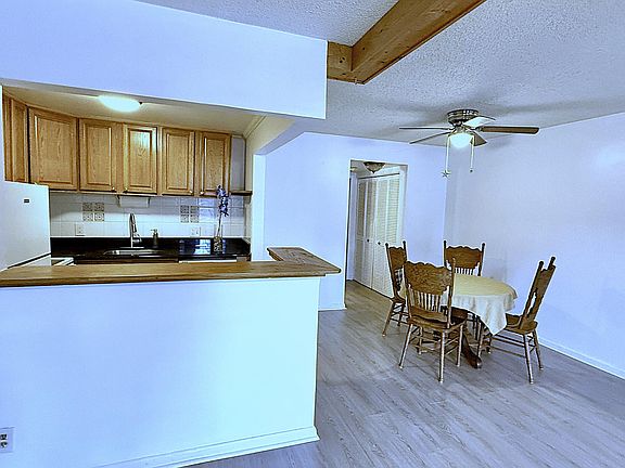 4th image of 253 Newport P