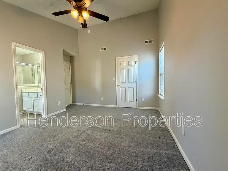 1848 Duke Adam St — Photo 14